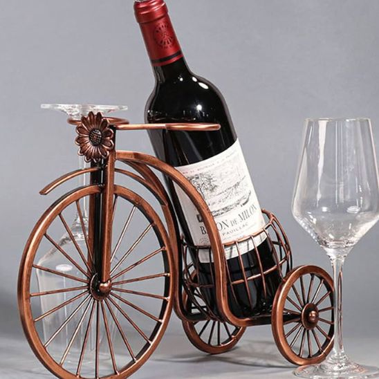 porte bouteille tricycle avec bouteille et verres presentés